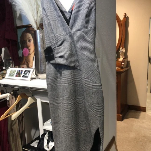 Altuzarra houndstooth tweed dress - Picture 2 of 4